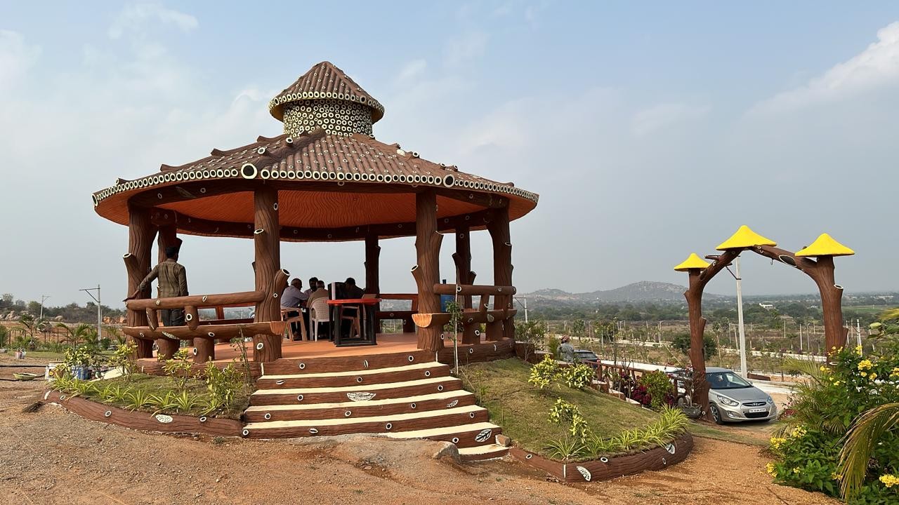 Kaku Mahateja Hill View